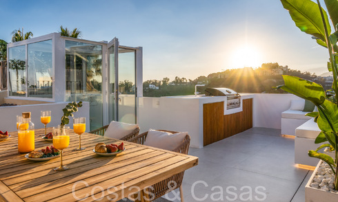 Ready to move in, contemporary duplex penthouse for sale in a gated community in La Quinta in Benahavis, Marbella 66840
