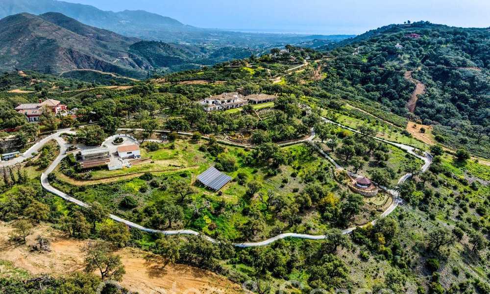 Magnificent Andalusian country estate for sale on an elevated plot of 5 hectares in the hills of East Marbella 67545