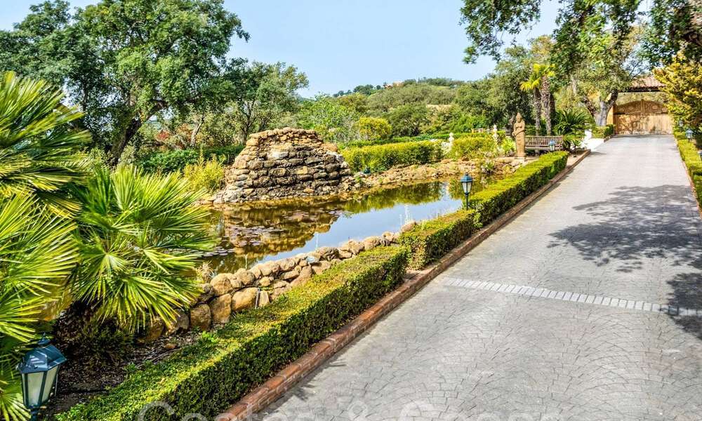 Magnificent Andalusian country estate for sale on an elevated plot of 5 hectares in the hills of East Marbella 67566