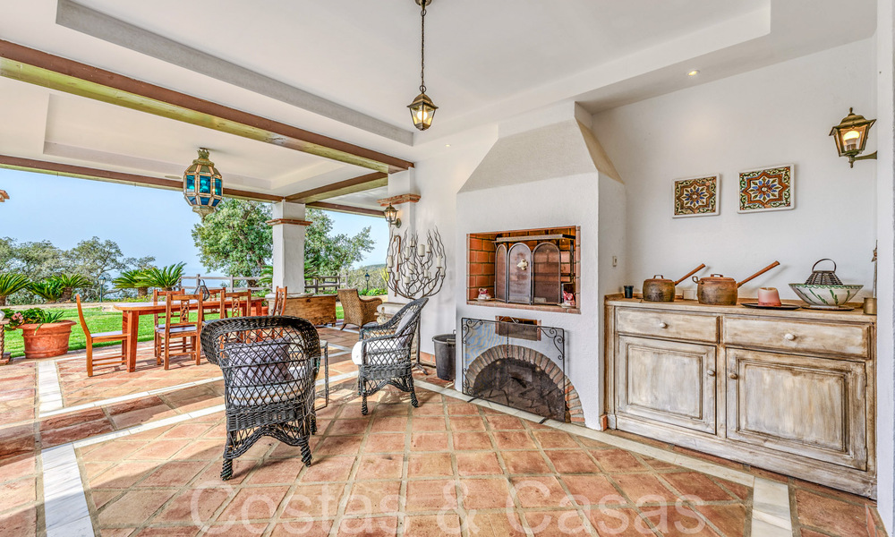 Magnificent Andalusian country estate for sale on an elevated plot of 5 hectares in the hills of East Marbella 67570