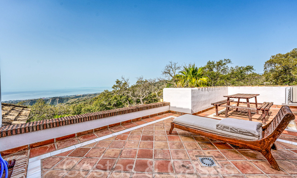 Magnificent Andalusian country estate for sale on an elevated plot of 5 hectares in the hills of East Marbella 67600