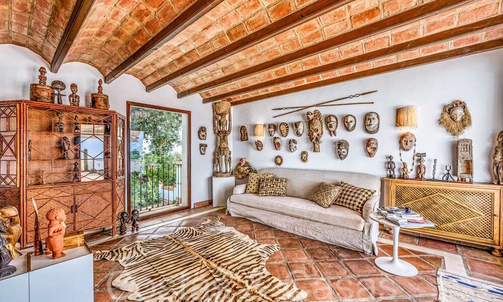 Magnificent Andalusian country estate for sale on an elevated plot of 5 hectares in the hills of East Marbella 67601