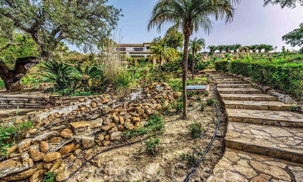 Magnificent Andalusian country estate for sale on an elevated plot of 5 hectares in the hills of East Marbella 67603