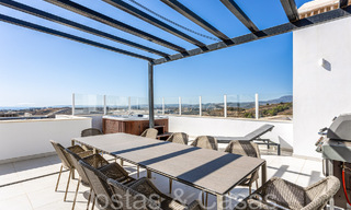 Ready to move in, spacious penthouse with panoramic sea views for sale in the hills of Estepona, close to the centre 67530 