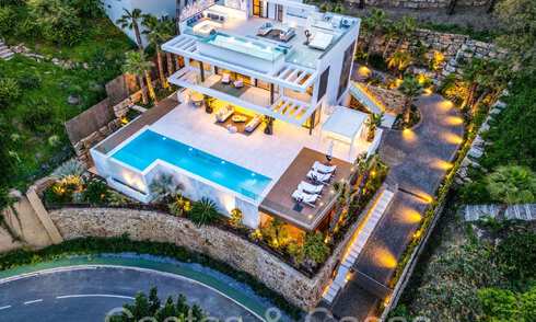 Ready to move in, modern luxury villa with unobstructed sea views for sale, located in La Quinta, Marbella - Benahavis 67756