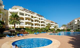 Beachfront and beachside luxury apartments for sale in Elviria, Marbella east 31041 