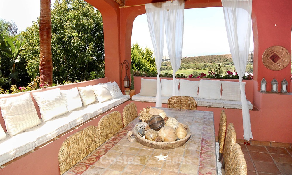 Villa for sale in Marbella east, Costa del Sol 11795