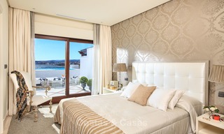 Frontline beach luxury 3 bedroom apartment for sale, Estepona, Costa del Sol with open sea view 9783 