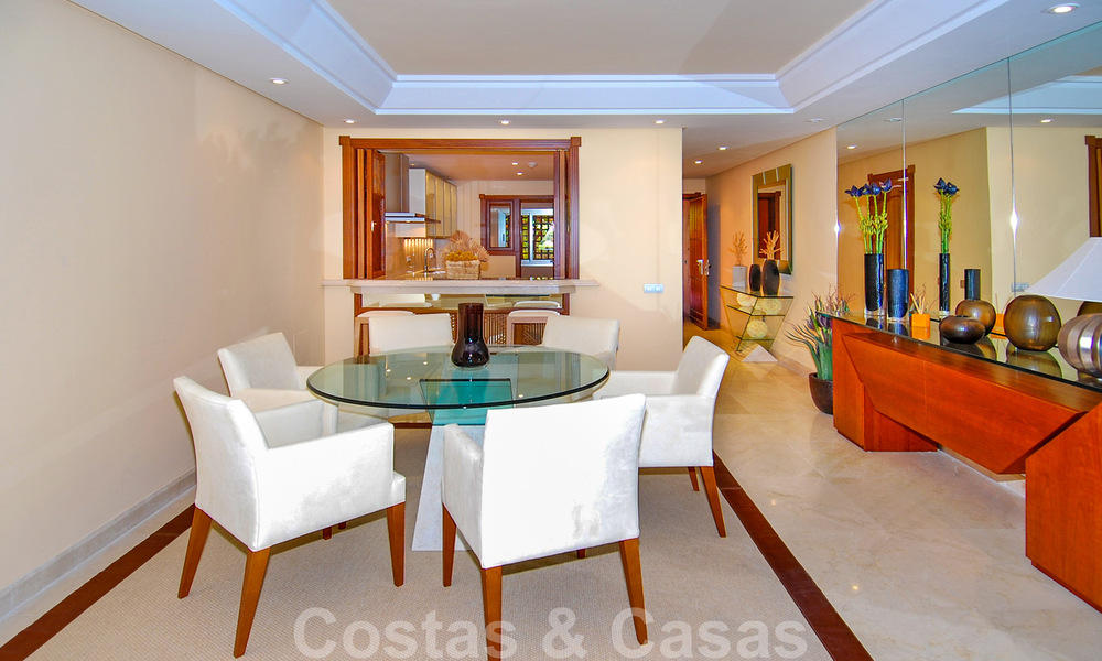Beachfront luxury penthouses for sale in Marbella. Last unit, reduced to sell! 33832
