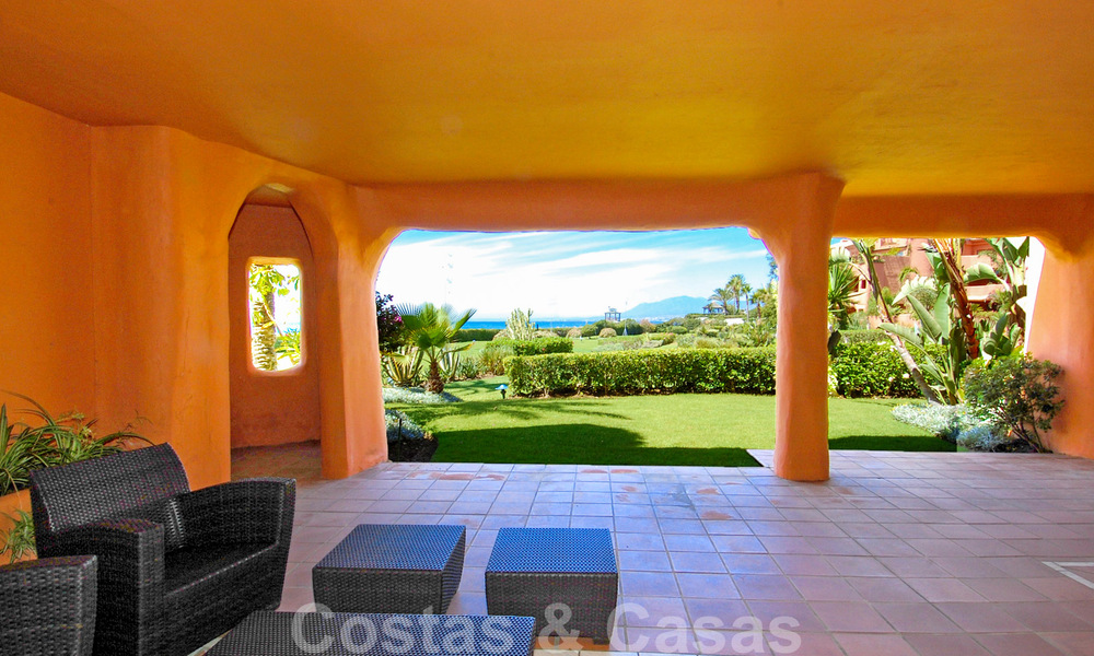 Beachfront luxury penthouses for sale in Marbella. Last unit, reduced to sell! 33845