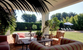 Luxury villa for sale on the Golden Mile in Marbella, walking distance to beach and Puente Romano 5587 