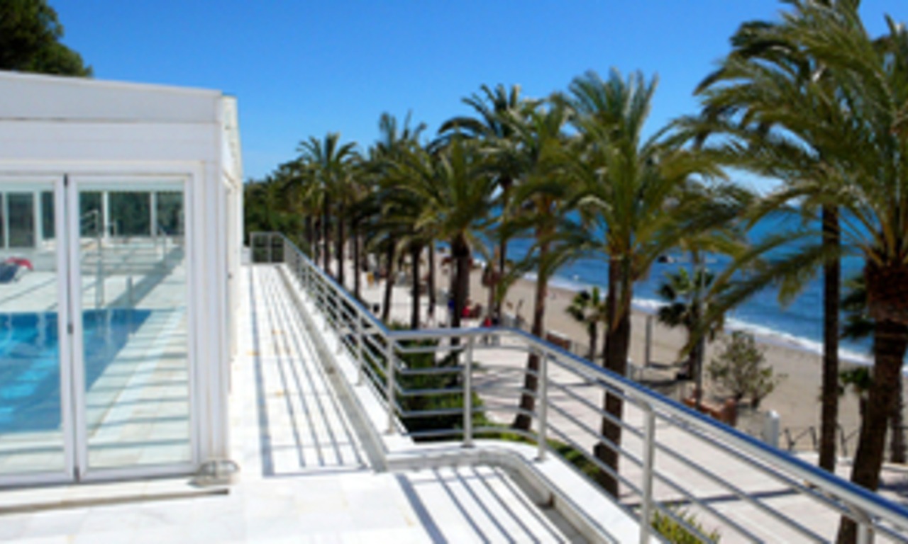 Luxury apartment for sale, frontline beach Golden Mile - Marbella centre 1