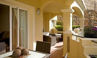 Bargain. Large luxury apartment for sale in Elviria - Marbella 1