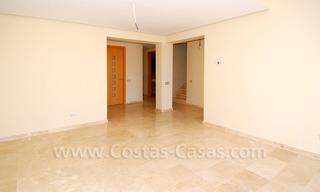 Bargain penthouse apartment for sale on Golf resort in Mijas, Costa del Sol 5