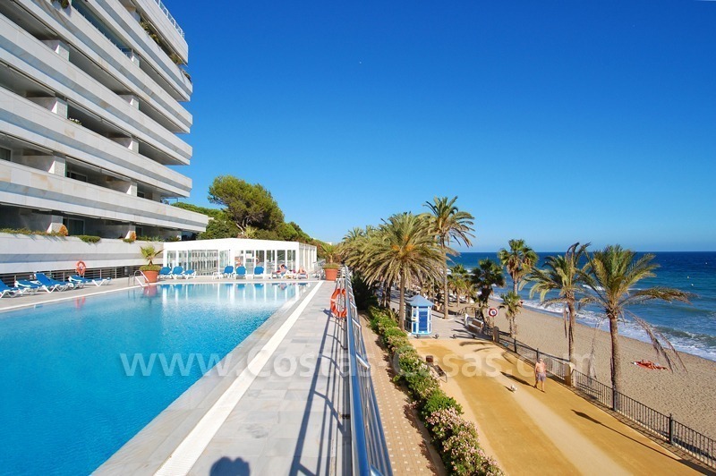 Luxury apartments for sale, frontline beach complex, Golden Mile near central Marbella