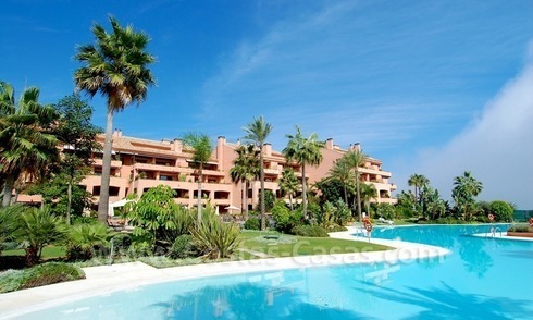 Luxury beachfront apartment for sale in Malibu, Puerto Banus, Marbella 