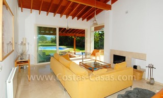 Bargain detached villa for sale in golf area of Marbella – Benahavis 11