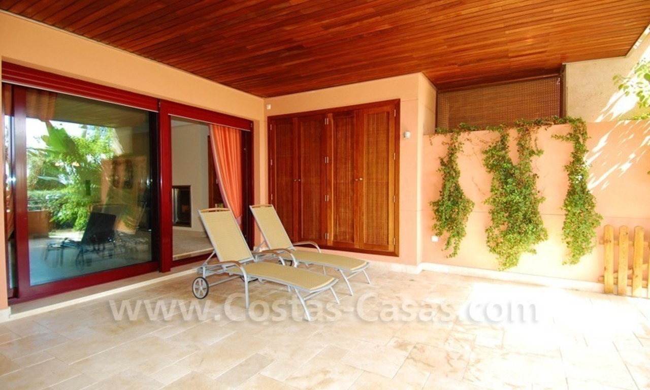 Luxury beachfront apartment for sale in Malibu Marbella