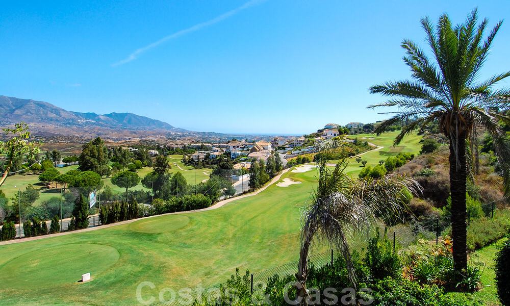 Houses for sale on Golf resort in Mijas at the Costa del Sol 30540