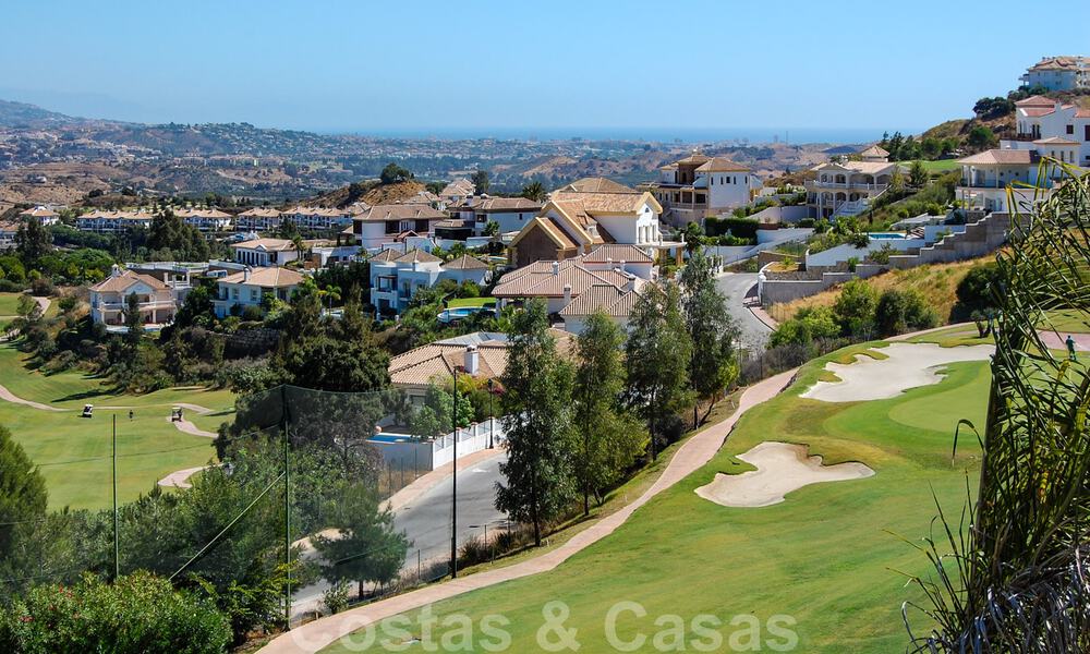 Houses for sale on Golf resort in Mijas at the Costa del Sol 30543