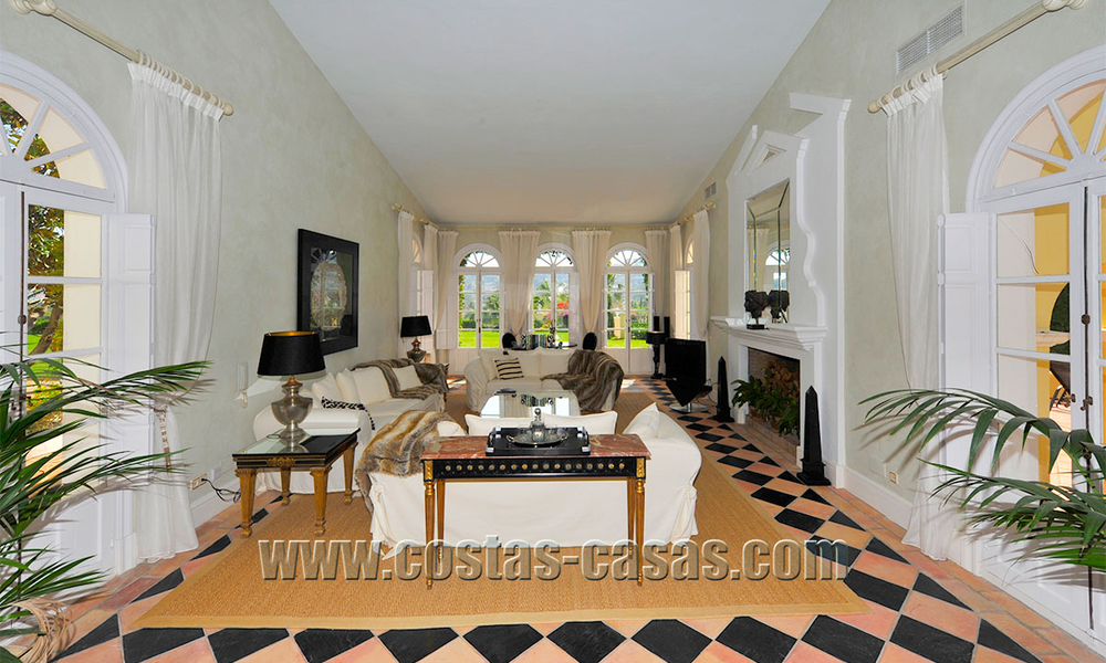 Classical chateau styled mansion villa for sale in Nueva Andalucía, Marbella 22671