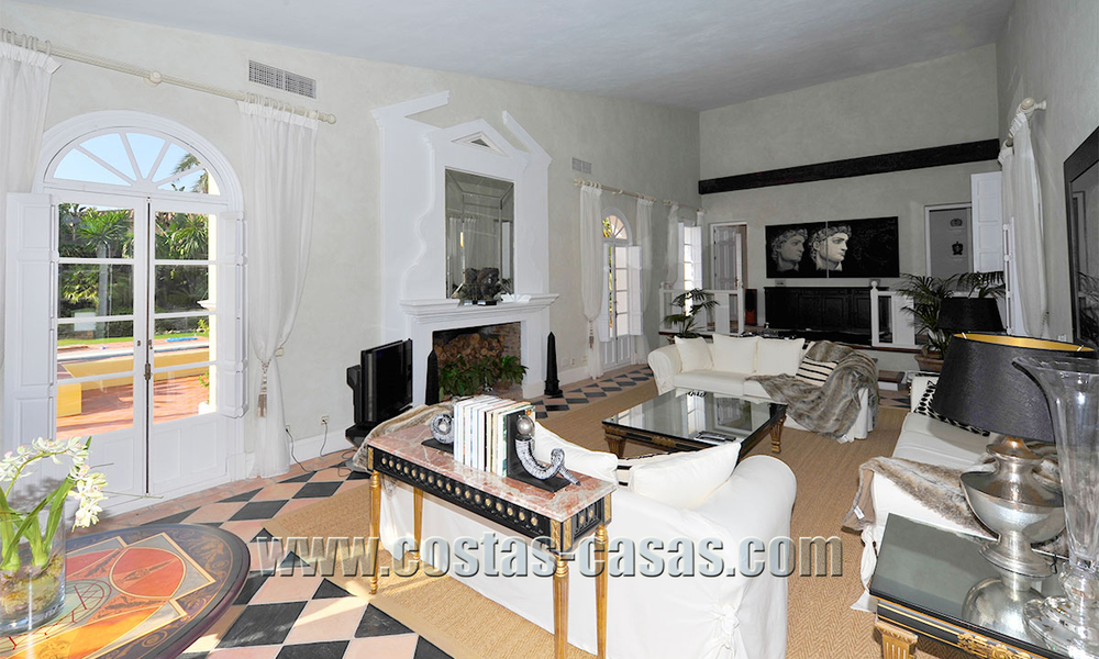 Classical chateau styled mansion villa for sale in Nueva Andalucía, Marbella 22674