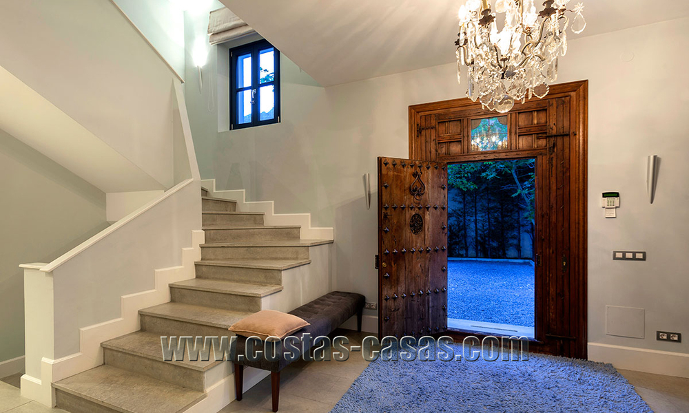 Contemporary, Large Provencal-Style Mansion for Sale in a Gated community on the Golden Mile in Marbella 36188