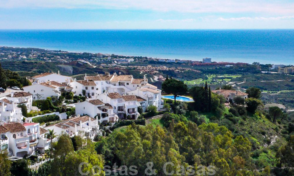 Building Plots for Sale on the Slopes of the Los Altos de Los Monteros in Marbella 31477
