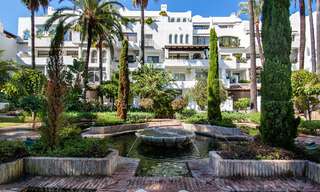 For Sale in Puerto Banús, Marbella: Beachside Apartment Nearby Marina 29834 