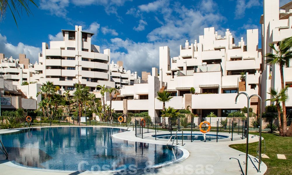 Modern Frontline Beach Apartments for sale on the New Golden Mile between Marbella - Estepona 25466