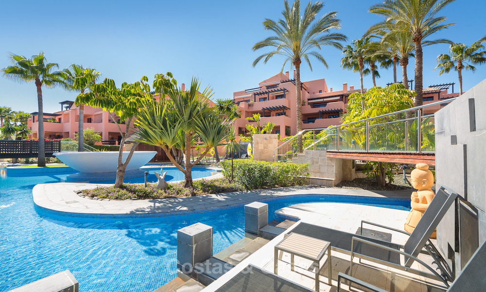 Luxury Apartments for sale in beachfront resort, New Golden Mile, Marbella - Estepona 5277