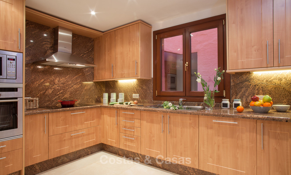 Luxury Apartments for sale in beachfront resort, New Golden Mile, Marbella - Estepona 5282