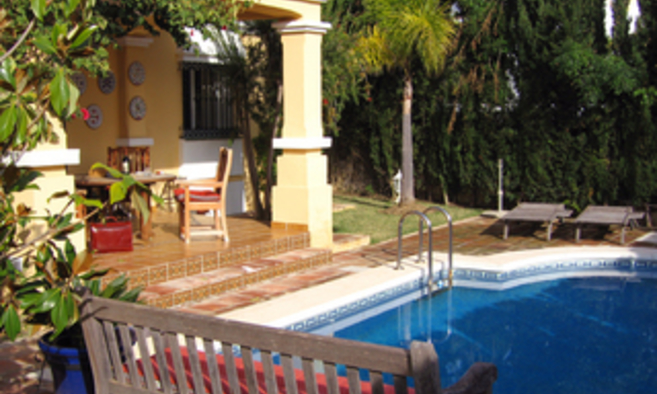 Beachside villa for sale - Bahia de Marbella - Costa del Sol 5