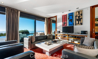 Move in ready! Modern villa for sale with stunning open sea views just east of Marbella centre 787824 