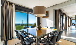 Move in ready! Modern villa for sale with stunning open sea views just east of Marbella centre 787826 