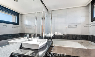 Move in ready! Modern villa for sale with stunning open sea views just east of Marbella centre 787836 