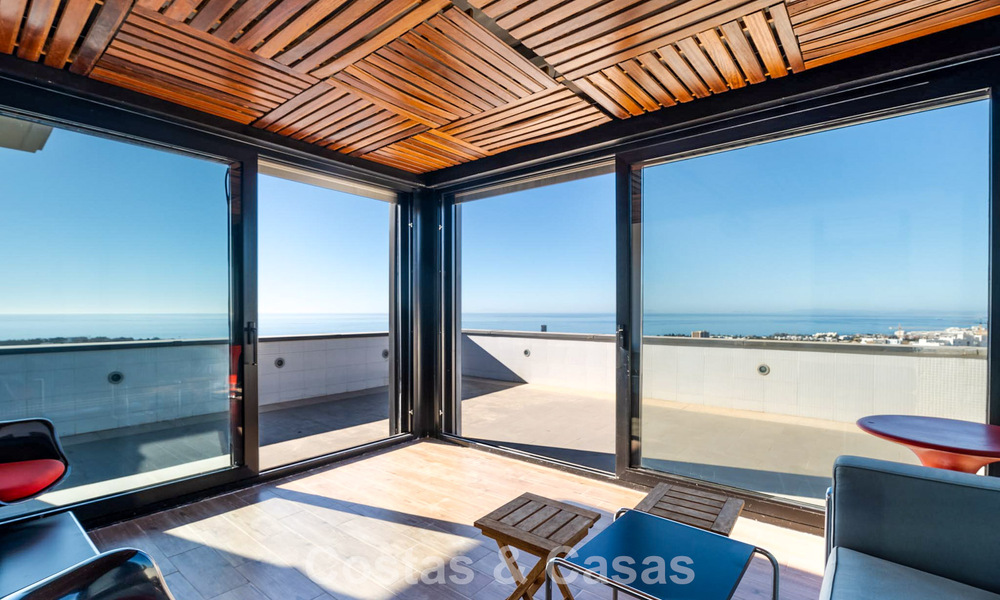 Move in ready! Modern villa for sale with stunning open sea views just east of Marbella centre 787841