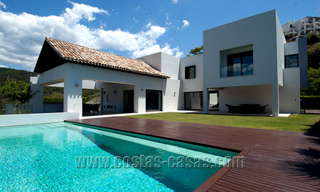 For Sale: Front Line Golf Modern Luxury Villa in Benahavís - Marbella 29693