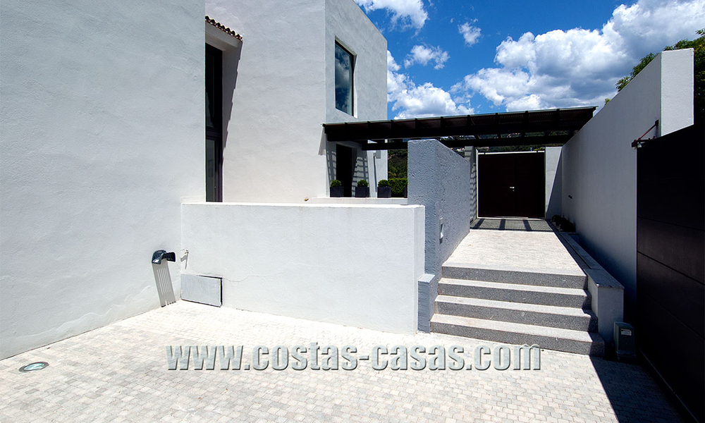 For Sale: Front Line Golf Modern Luxury Villa in Benahavís - Marbella 29697