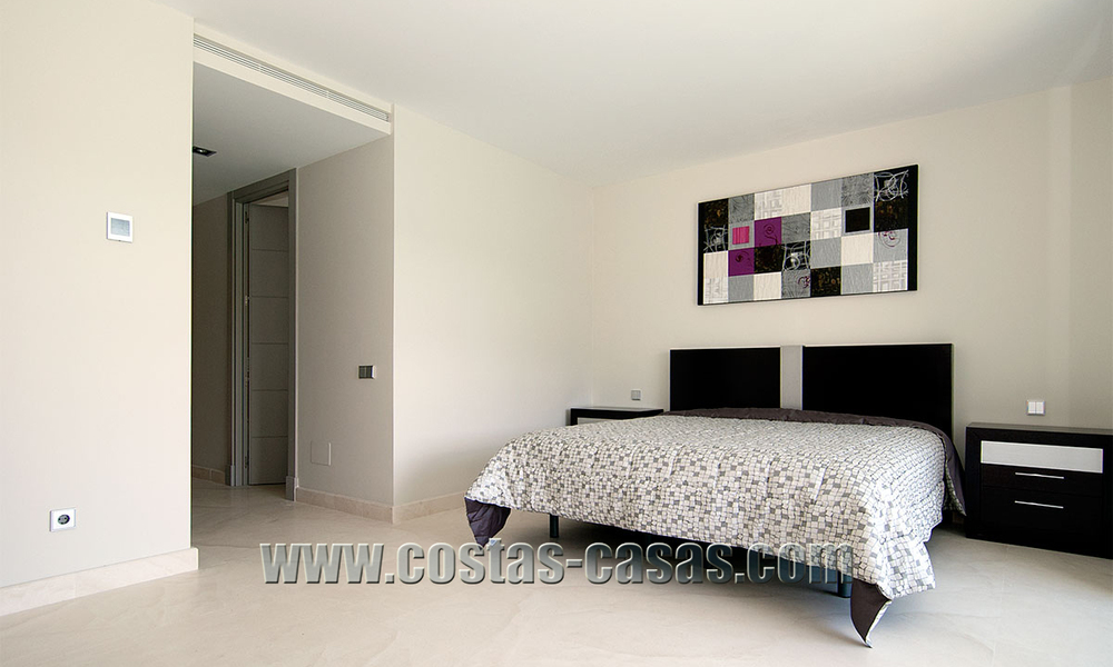 For Sale: Front Line Golf Modern Luxury Villa in Benahavís - Marbella 29725
