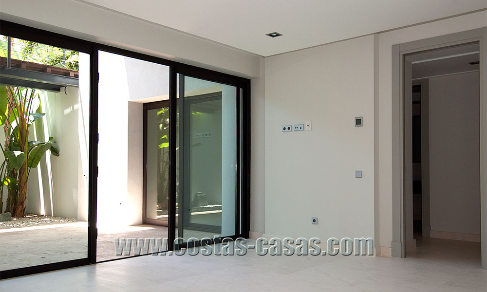 For Sale: Front Line Golf Modern Luxury Villa in Benahavís - Marbella 29726