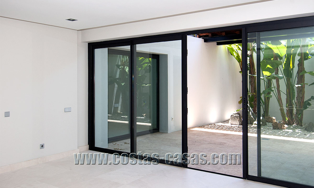 For Sale: Front Line Golf Modern Luxury Villa in Benahavís - Marbella 29727
