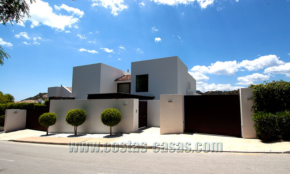For Sale: Front Line Golf Modern Luxury Villa in Benahavís - Marbella 29735