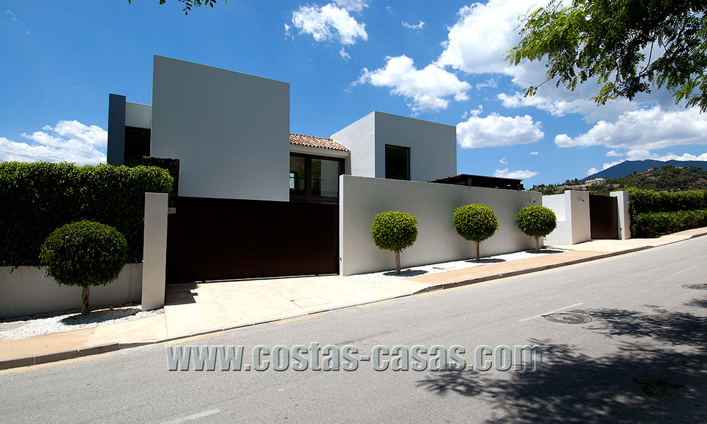 For Sale: Front Line Golf Modern Luxury Villa in Benahavís - Marbella 29736