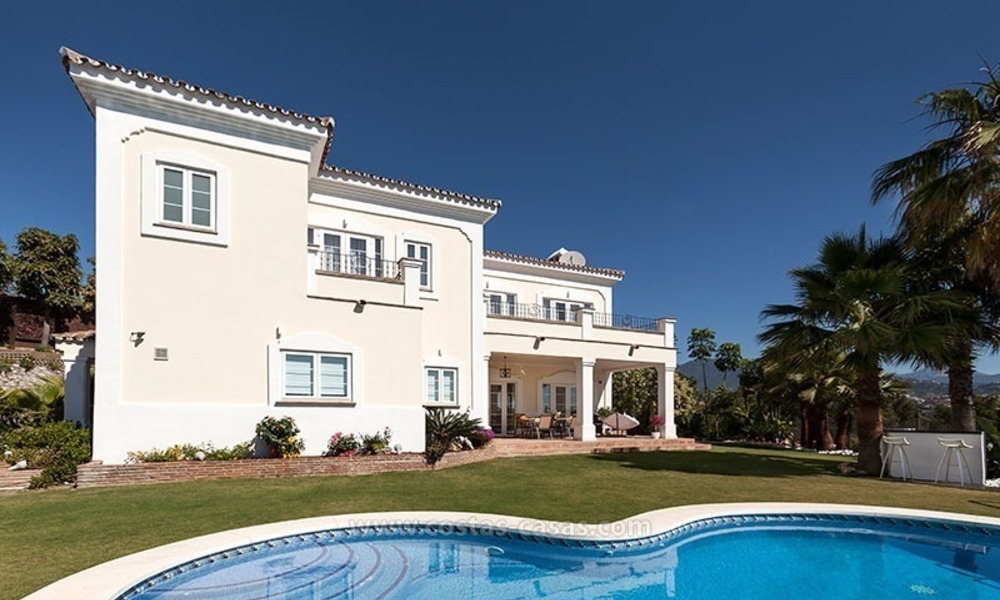 For sale: Luxury frontline golf villa in Marbella 2150