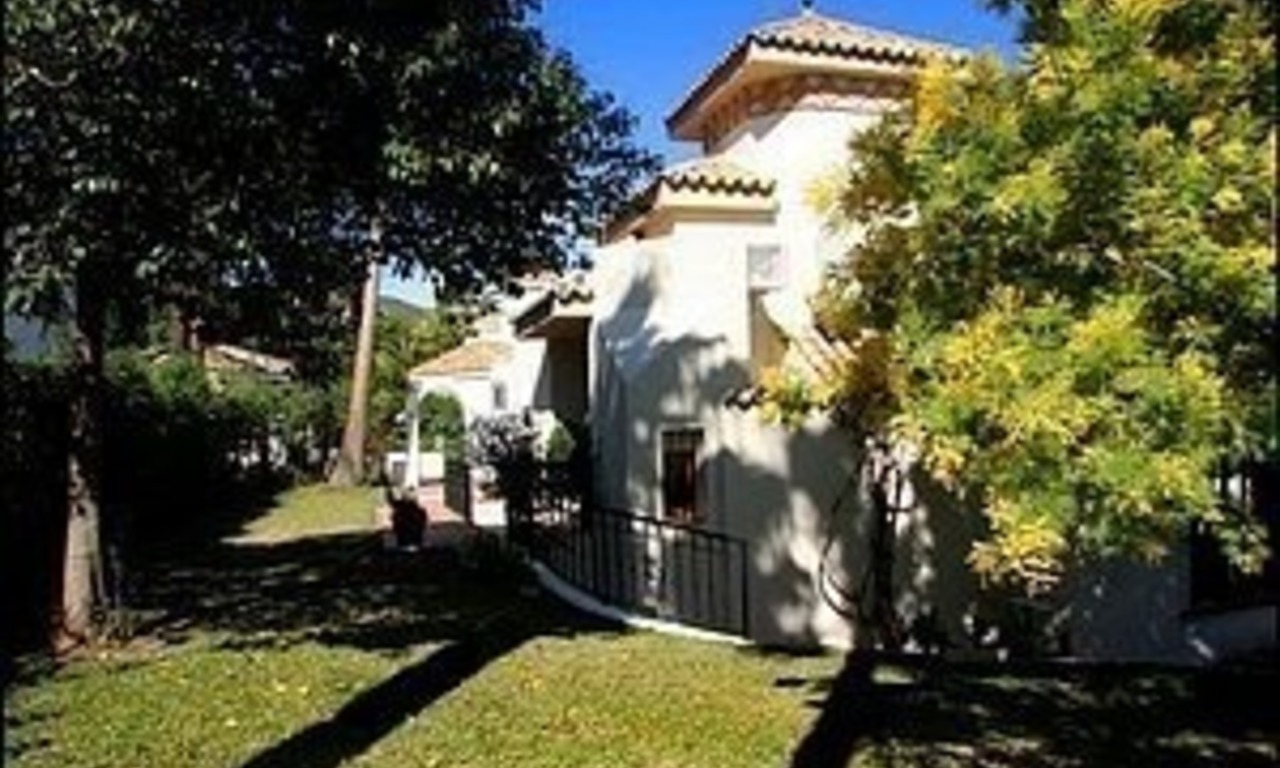 Villa for sale - Nueva Andalucia - Marbella 4