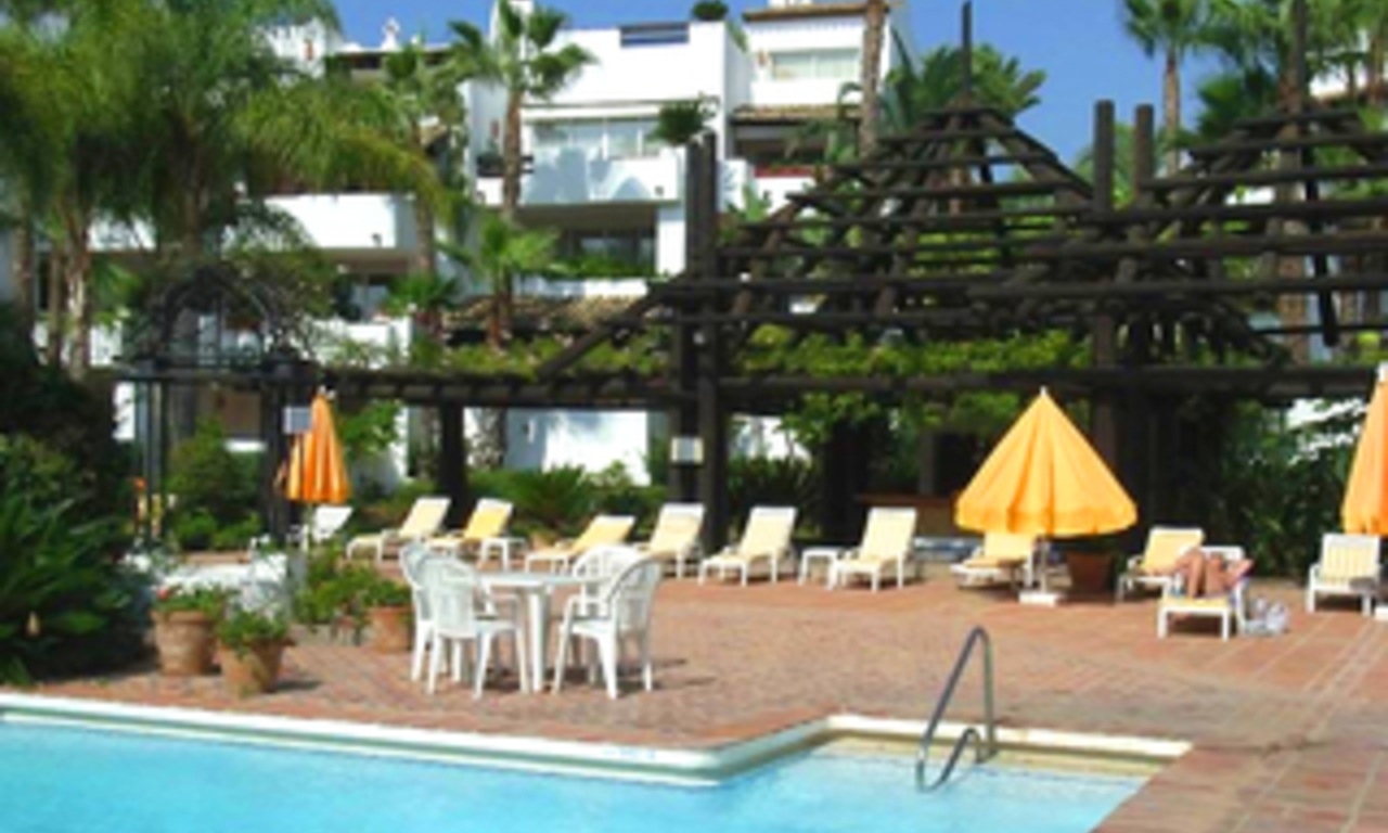 Beachfront apartment for sale in Puente Romano, Golden Mile, Marbella 7