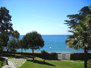 Frontline beach apartment for sale, beachfront / first line beach, Marbella - Estepona.