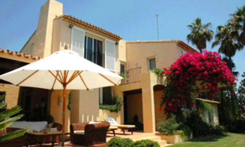 Villa with 2 guesthouses for sale - Marbella - Benahavis 