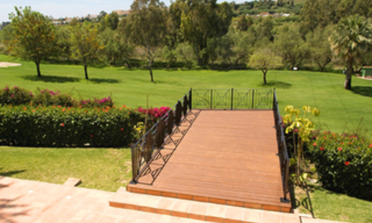 Frontline golf villa for sale in Marbella - Costa del Sol 3